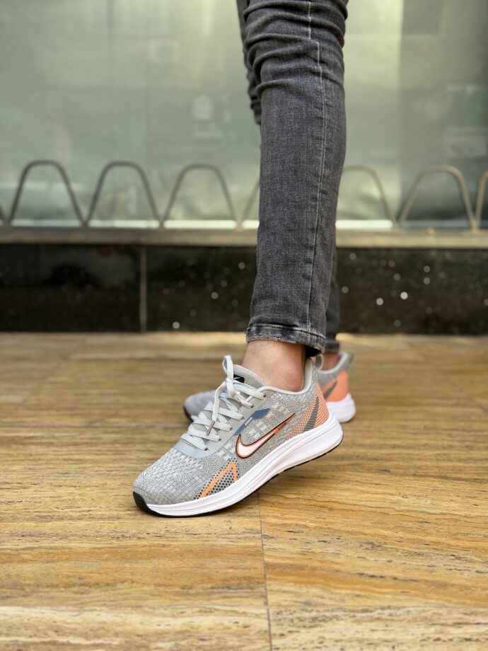 ⁦Nike Zoom حذاء رياضي للرجال – راحة تدوم وستيل خرافي⁩ - الصورة ⁦5⁩