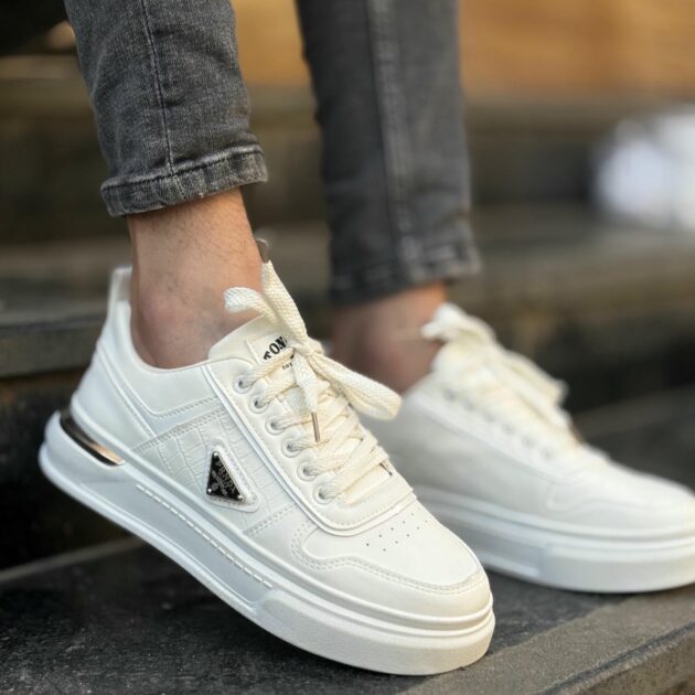 سنيكر PRADA – الجديد والحصري