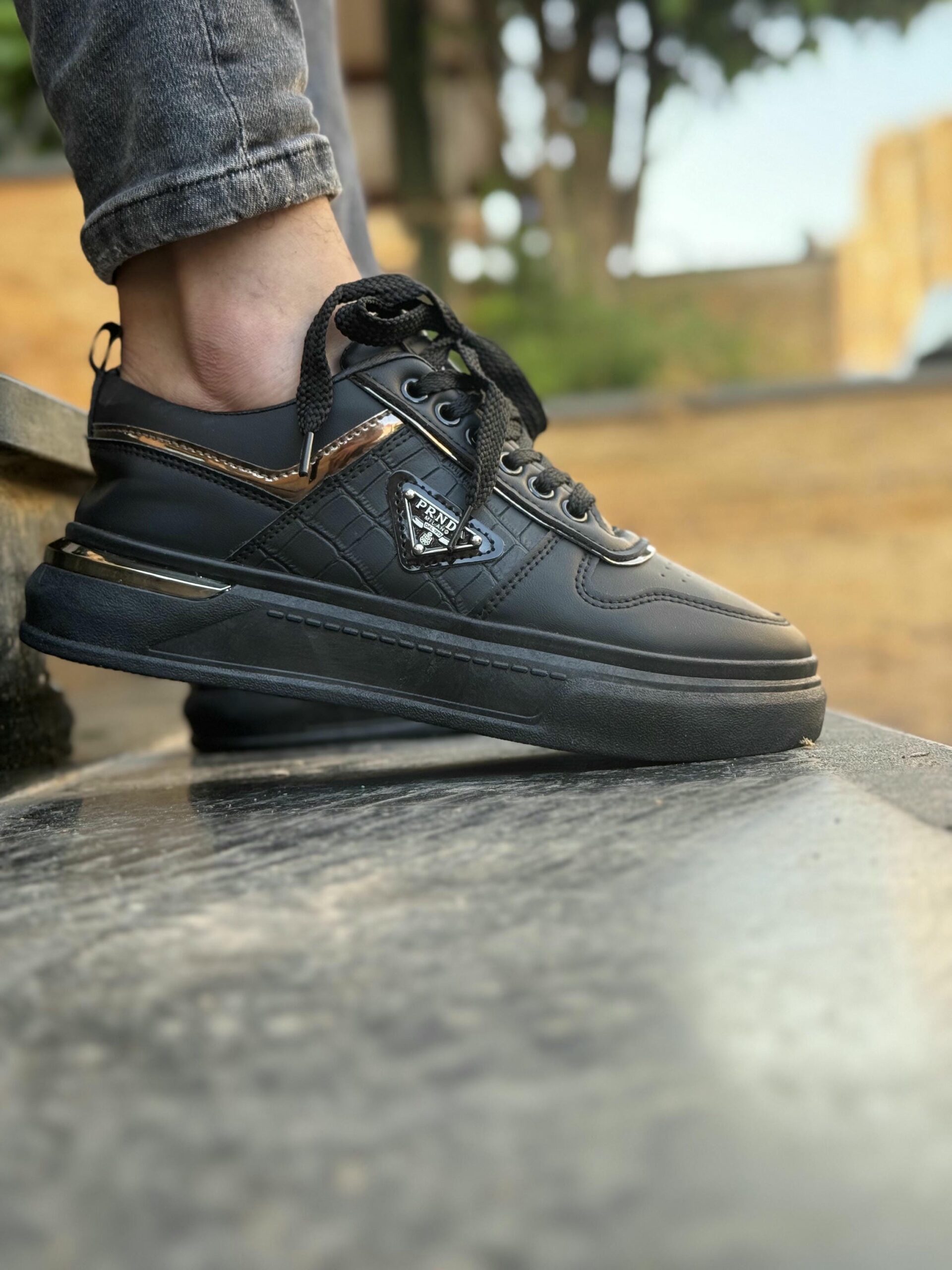 سنيكر PRADA – الجديد والحصري - الصورة 3