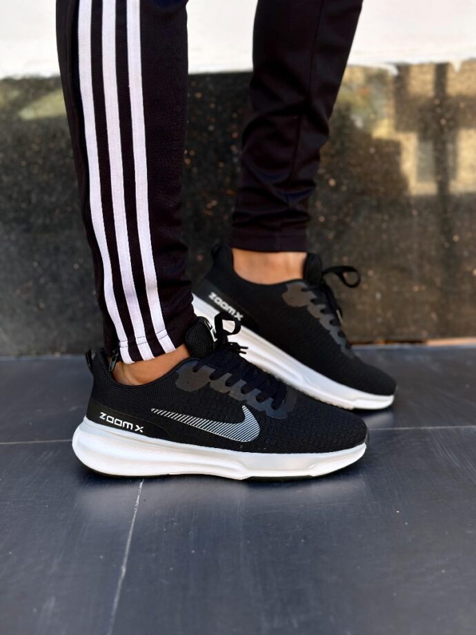 ⁦Nike Zoom X حذاء رياضي انيق⁩ - الصورة ⁦5⁩