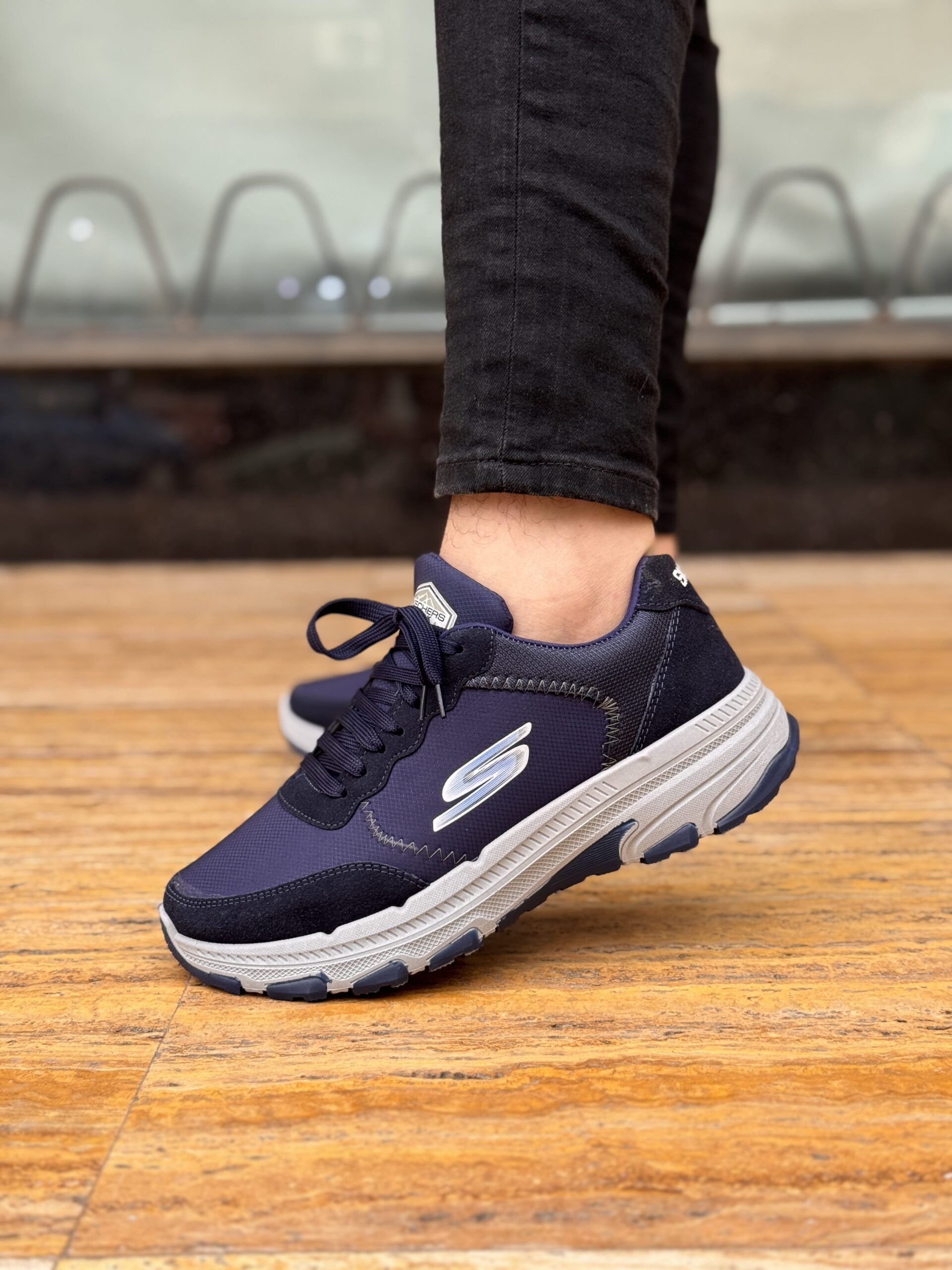 Skechers حذاء رياضي مريح للرجال - الصورة 8